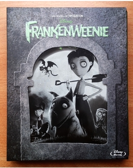 Con el frontal del Steelbook