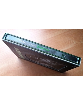 Y con las postales como caratula y el lateral del Steelbook