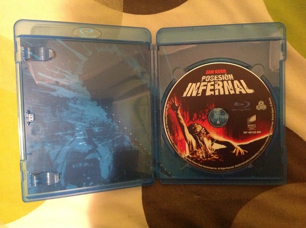 Posesión Infernal Blu-Ray 2