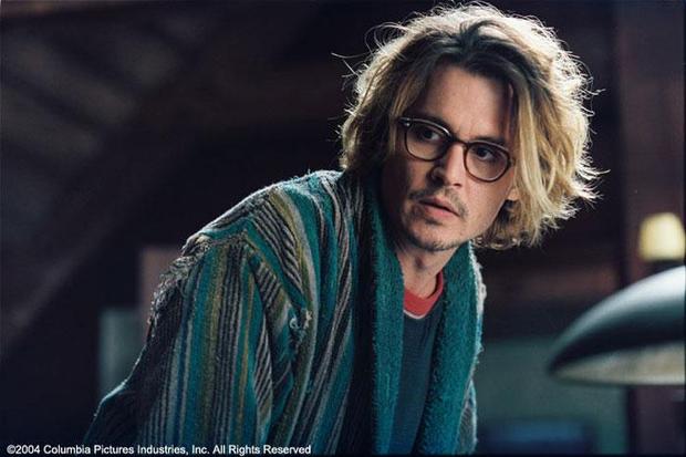 "La ventana secreta" una gran pelicula de suspense, protagonizada por  johnny depp