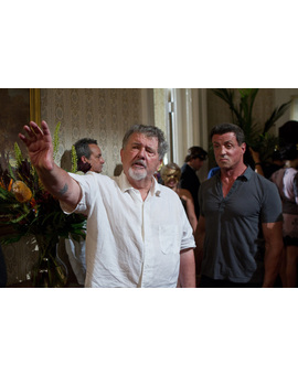 Walter Hill dirigiendo a Stallone en "Una Bala En La Cabeza"