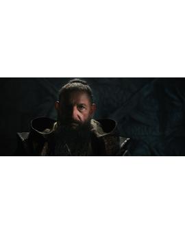 Ben Kingsley cree que Trevor podría ser el verdadero Mandarín