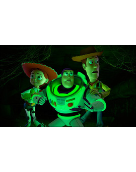 Creeis que saldra un pack bluray con todos los cortos y especiales que han hecho de Toy Story?