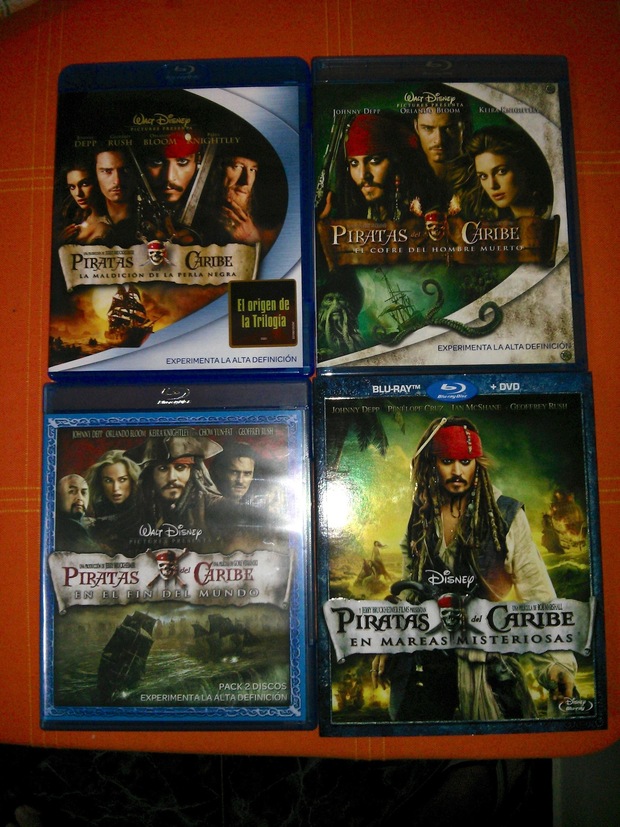 saga completa piratas del caribe!!