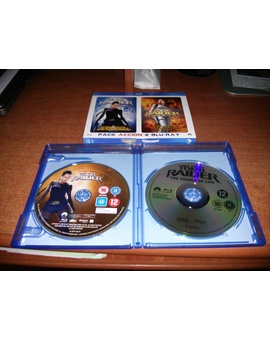 slipcover tomb raider interior