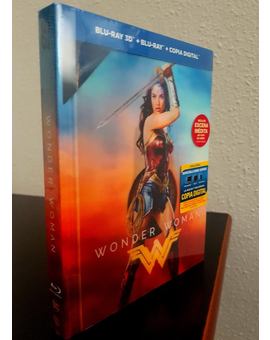 Me llegó Wonder Woman de ECI por 16.99!