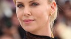 Hoy-cumple-anos-mi-diosa-charlize-theron-vuestra-peli-favorita-c_s