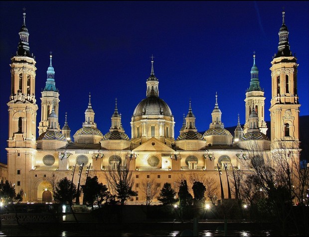 ¿Hay alguien en mubis que sea de zaragoza?