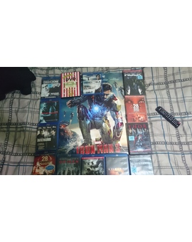 Invencible + cierre de Videoclub ( Poster incluido) 