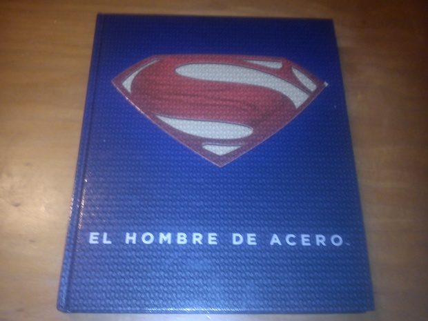 Reportaje fotográfico de : El hombre de acero ( el legendario mundo de SuperMan) 1/15 