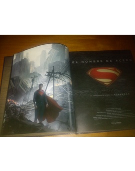 Reportaje fotográfico de : El hombre de acero ( el legendario mundo de SuperMan) 2/15