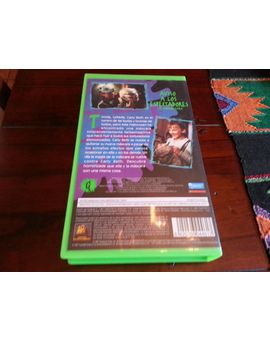 R.L.Stine Pesadillas La Máscara Maldita Año 1997 VHS Contraportada