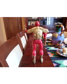 La Réplica Del Muñeco De Acción Turboman De La Película Un Padre En Apuros De Arnold Schwarzenegger Parte Trasera