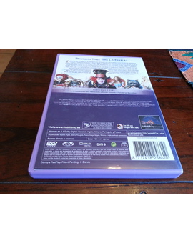 TIm Burton Walt Disney Alicia En El País De Las Maravillas DVD Contraportada