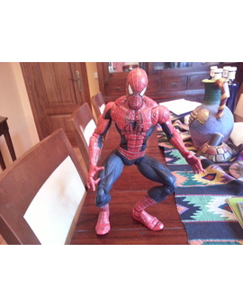Muñeco Figura De Spider-Man Parte Frontal