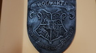 El-escudo-del-colegio-hogwarts-de-magia-y-hechiceria-de-harry-potter-c_s