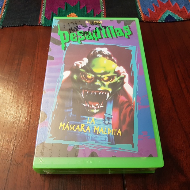VHS de R.L.Stine Pesadillas La máscara maldita del año 1997 nuevo