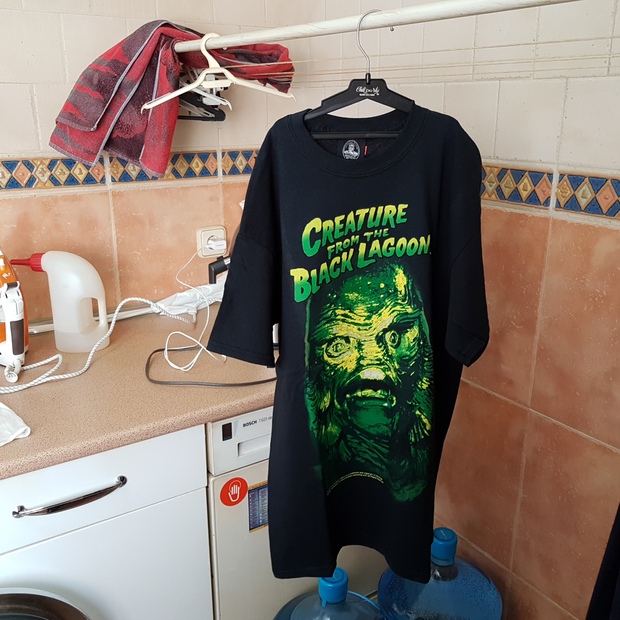 Camiseta de El monstruo de la laguna negra