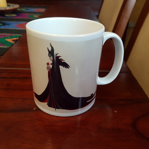 Taza de Maléfica de La bella durmiente de Walt Disney de 1959