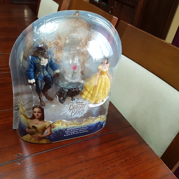 Muñecos de La Bella y la Bestia de Walt Disney del año 2017