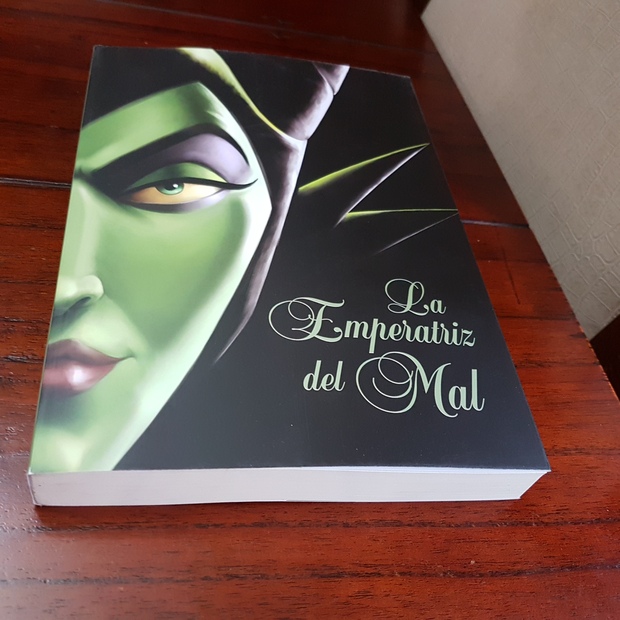 Libro de La emperatriz del mal de Walt Disney