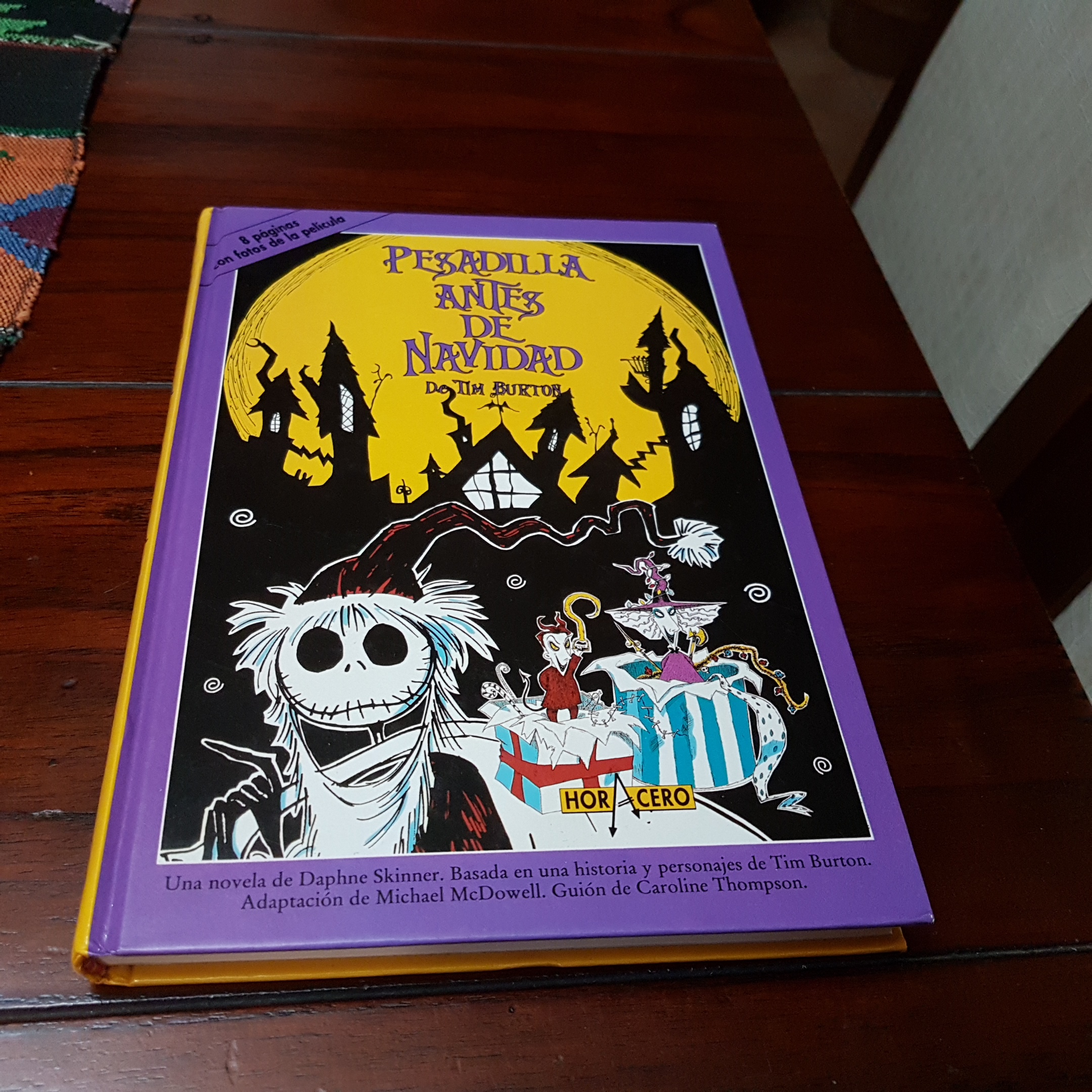 Imperio Inca Nuez Renacimiento Libro Pesadilla antes de Navidad de Tim Burton y Walt Disney año 1994 Imperio Inca Nuez Renacimiento Libro Pesadilla antes de Navidad de Tim Burton y Walt Disney año 1994