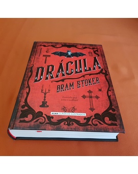 Libro novela de Drácula de Bram Stoker de ALMA CLÁSICOS ILUSTRADOS año 2018