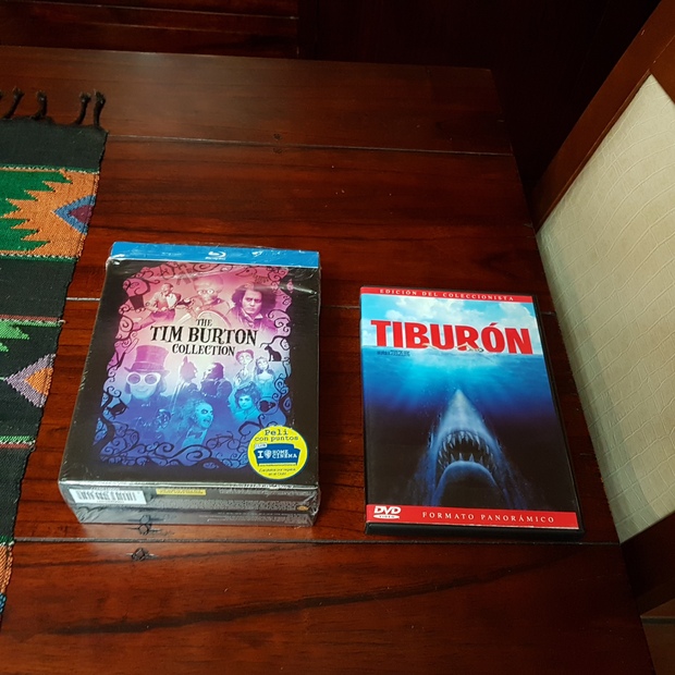 Colección de Tim Burton Blu-ray y Tiburón de Steven Spielberg primera edición en DVD del año 2000