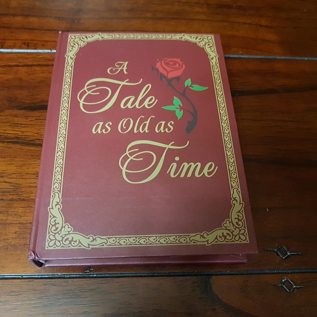 Libro de cuento de hadas de La Bella y la Bestia 1991 de Walt Disney