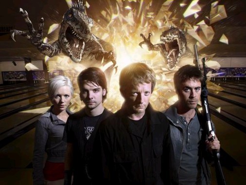 Ojalá se editara en BR esta serie (Primeval) como mínimo las tres primeras temporadas que son las que he visto, recomendada 100%
