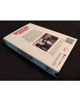 Stranger Things: Season 1 Collector's Edition (4K/UHD + Blu-Ray - USA) - Foto 02