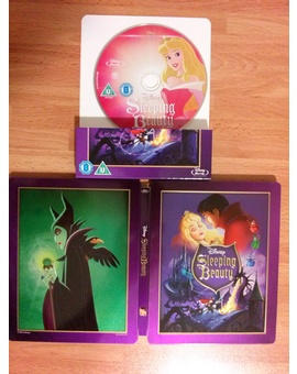 Steelbook The Sleeping Beauty recien horneado