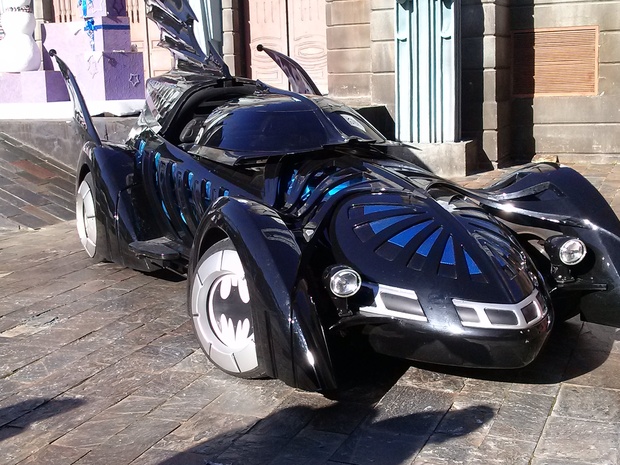 Batmovil del parque Warner Madrid.