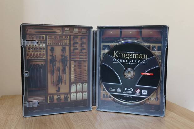 Kingsman steelbook interior 