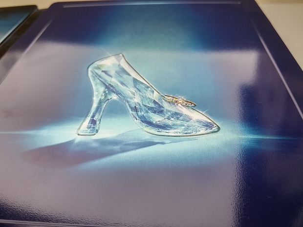 Detalle Steelbook La Cenicienta