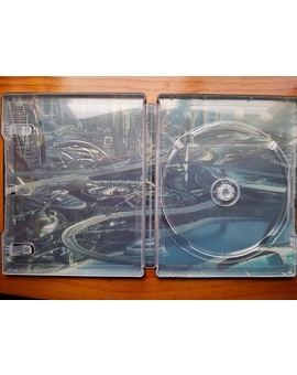 Tomorrowland steelbook exterior