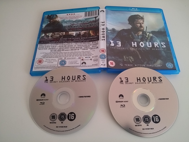 13 hours de zavvi con castellano y disco de extras