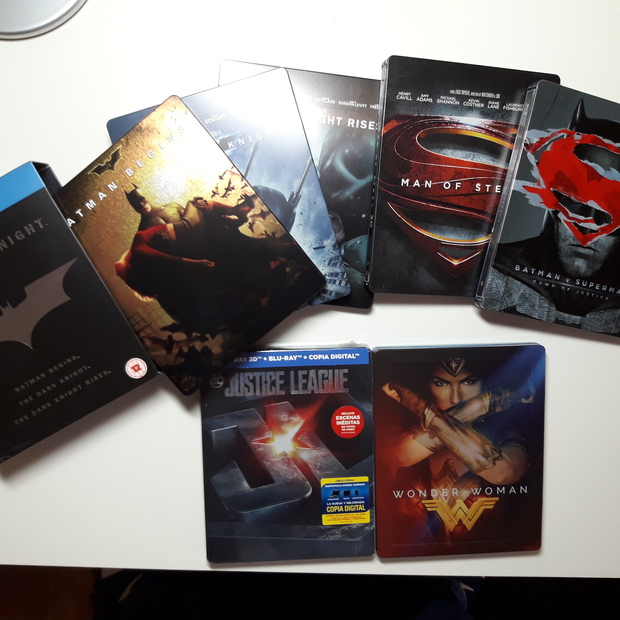 Foto de familia Justice League steelbooks