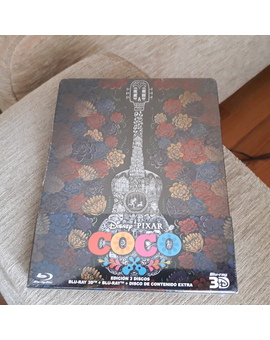 Coco es bien recibido en casa