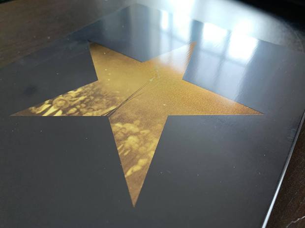 Steelbook francés brillante