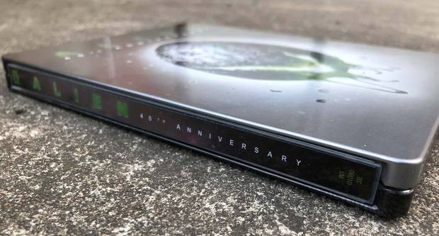 Así es Alien Steelbook