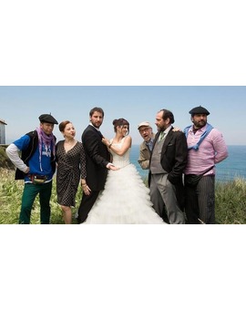 "8 apellidos vascos" arrasa en formato doméstico