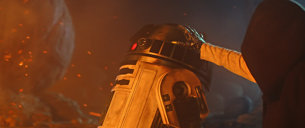 Información de Entertainment Weekley: ¿Dónde está Luke Skywalker?/Líder Supremo Snoke/Trasfondo de Maz Kanata