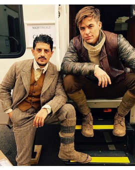 Primera imagen de Chris Pone como Steve Trevor en WONDER WOMAN