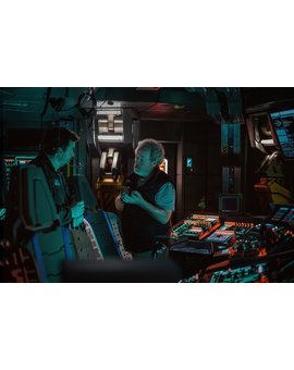 Danny Mcbride en el set Alien Covenant