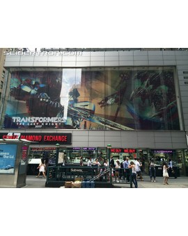 Transformers The Last Knight, póster en Times Square