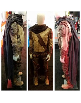 Traje de Ego (El Planeta Viviente) interpretado por Kurt Russell 