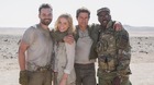 The-mummy-la-momia-foto-de-grupo-en-el-set-de-namibia-c_s