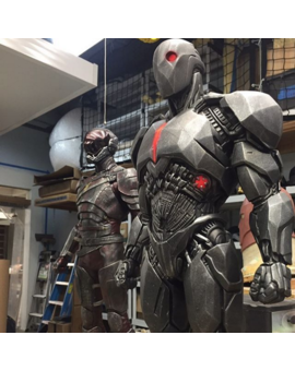 Maquetas de IronHead Studio de Flash y Cyborg en Batman Y Superman