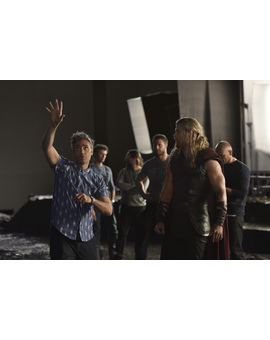 Thor Ragnarök, nueva imagen oficial y primera sinopsis